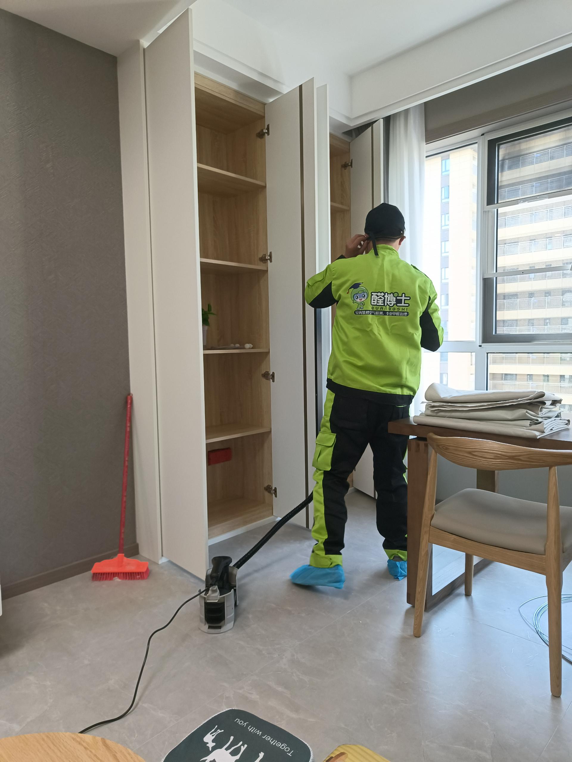 东港十堰市百强世纪城小区除甲醛案例